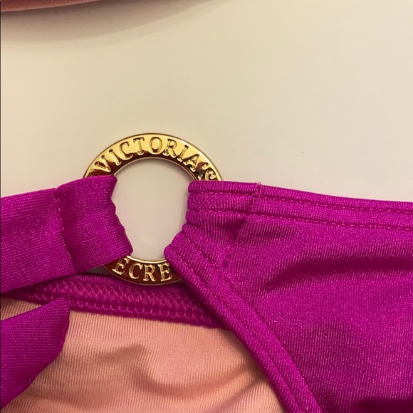 Victoria’s Secret Bikini Fuchsia w Gold Details - Picture 7 of 7